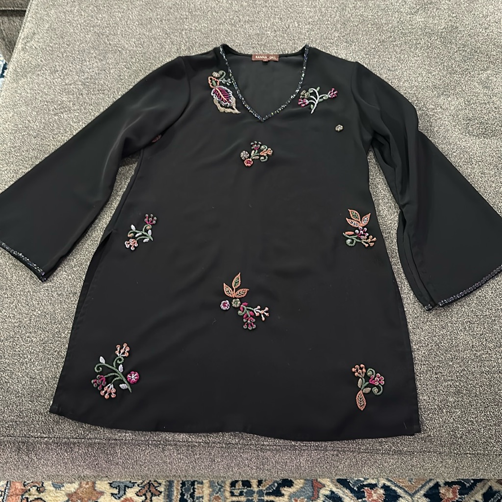Nwot Ranna Gill Tunic.. Size Large